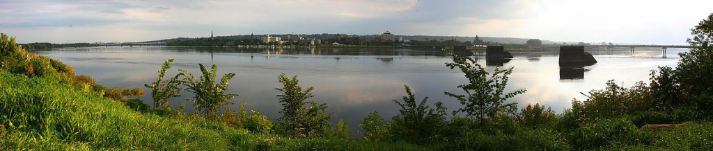 South side Fredericton and the Saint John River, as seen from the North side.